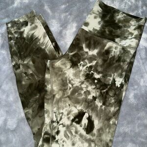 lululemon athletica Tie-Dye Leggings - Green and Black